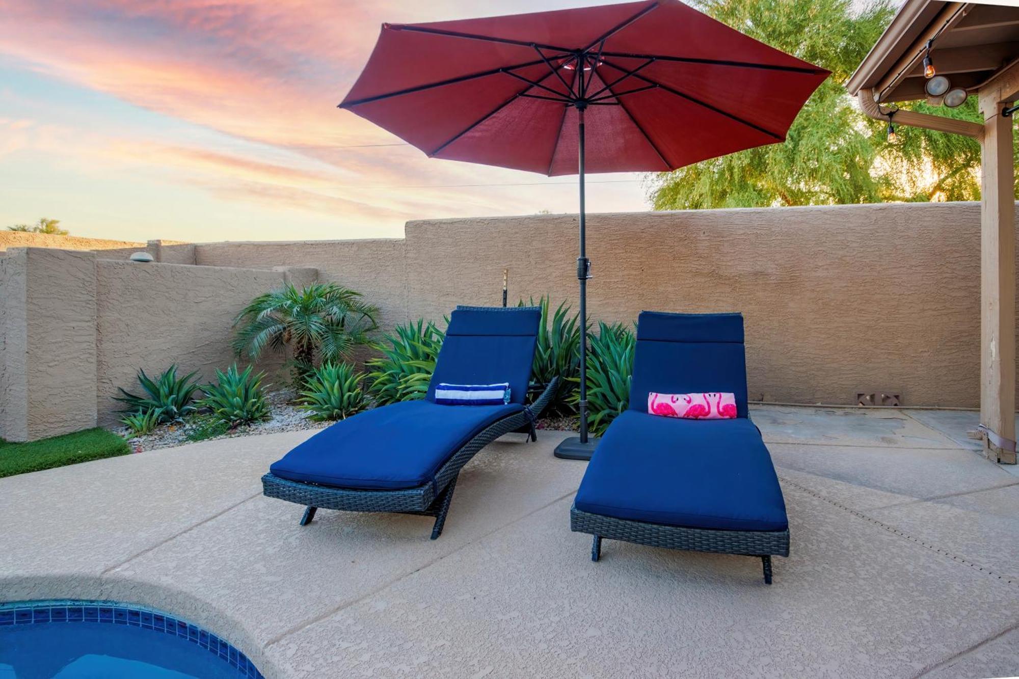 Luxe Phoenix Getaway Bagian luar foto