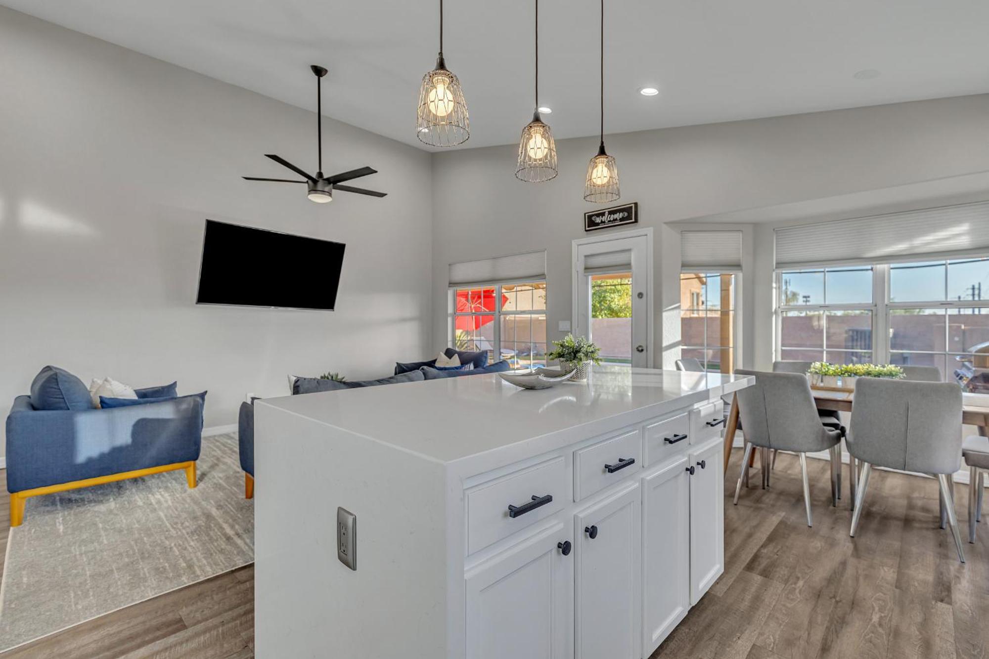 Luxe Phoenix Getaway Bagian luar foto